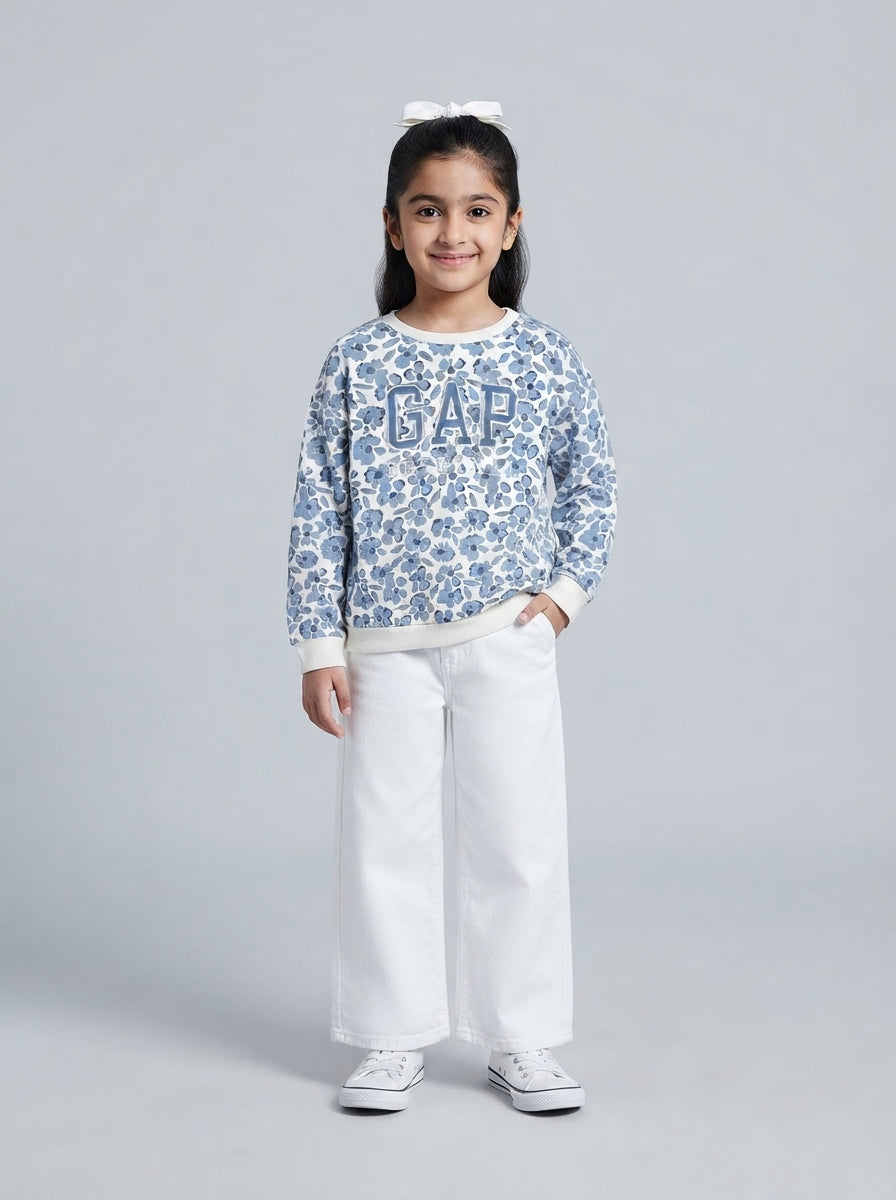 Preloved GAP girls' sweatshirt, size 5-6Y, worn by a model, styled