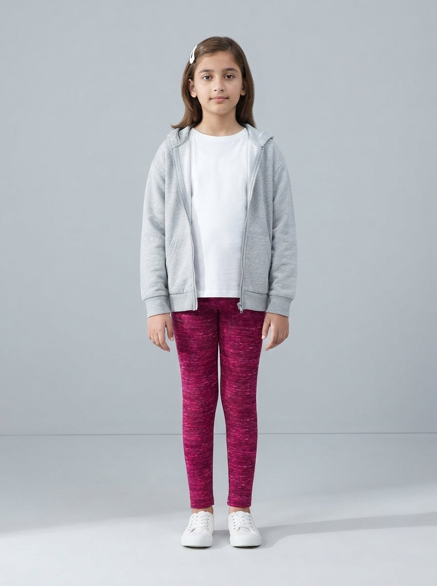 Preloved Old Navy teen girls' leggings / tights, size 8-10Y, worn by a model, styled