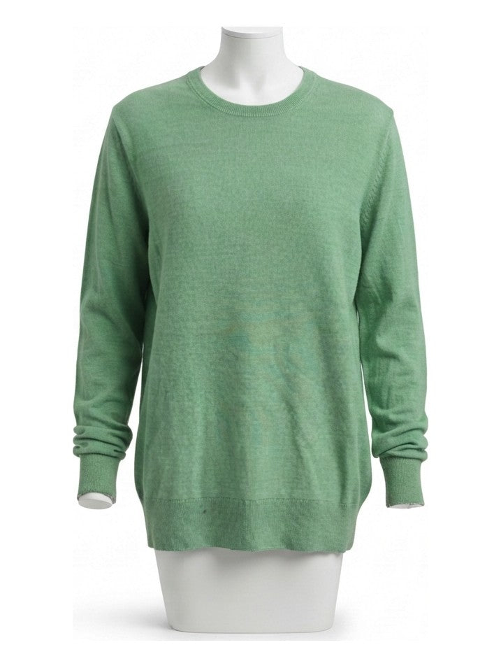 Preloved Uniqlo women's sweater, size M, on a mannequin