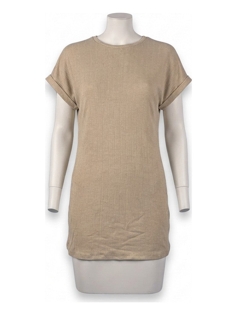 Preloved Zara women's dress, size M, on a mannequin