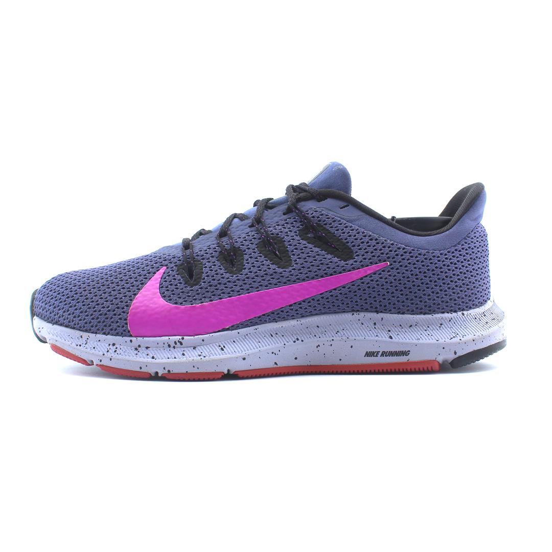 NIKE QUEST 2 SE