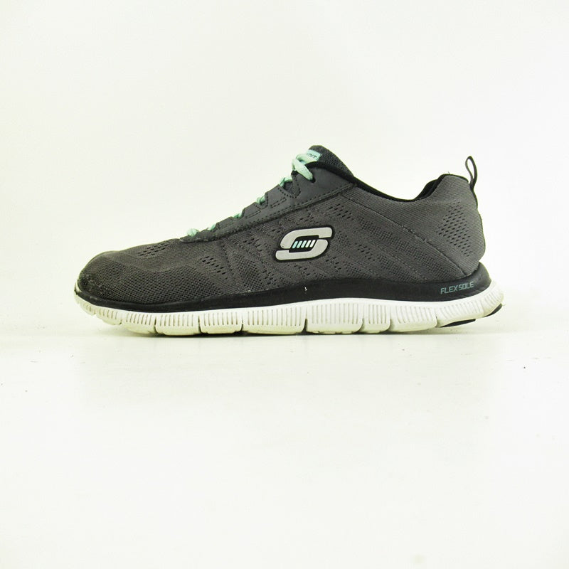 Buy Skechers Shoes Online In Pakistan - Main Image