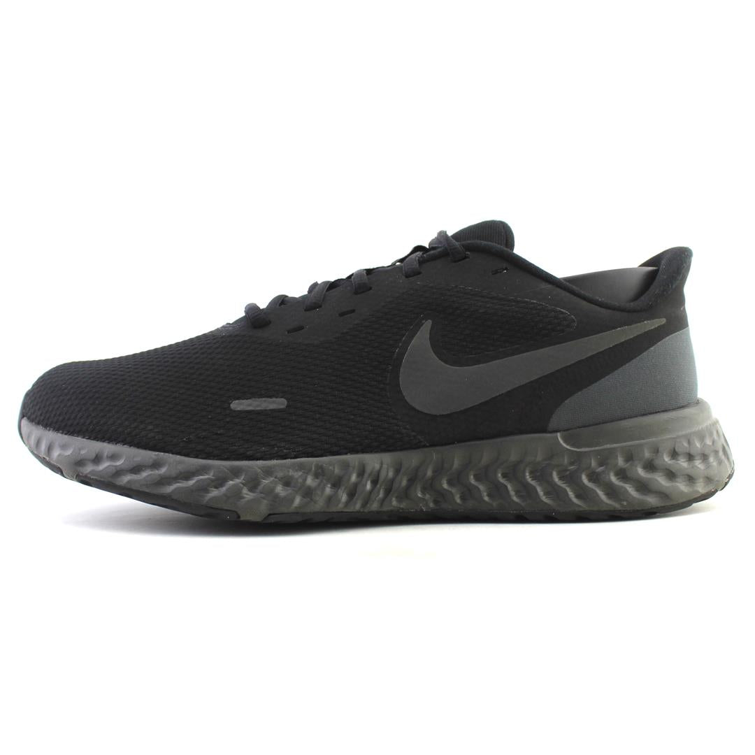 NIKE REVOLUTION 5