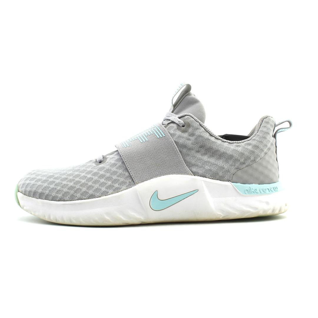 NIKE SEASON TR 9