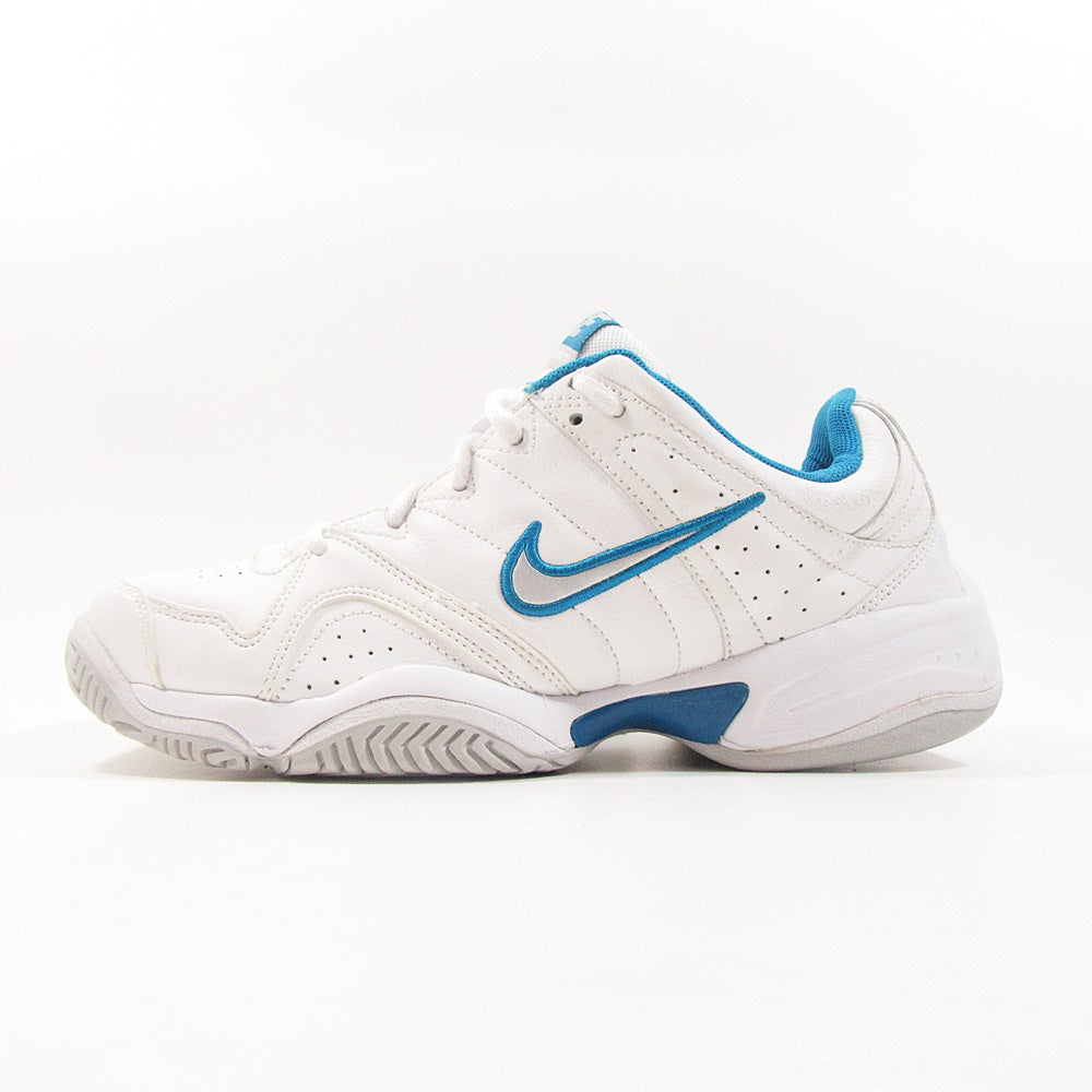 nike city court trainers