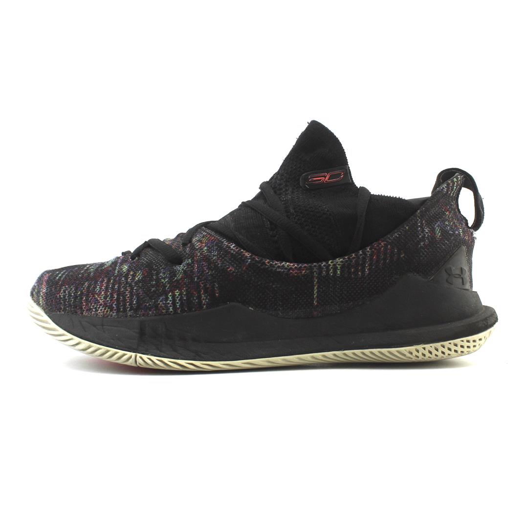 UNDER ARMOUR CURRY 5