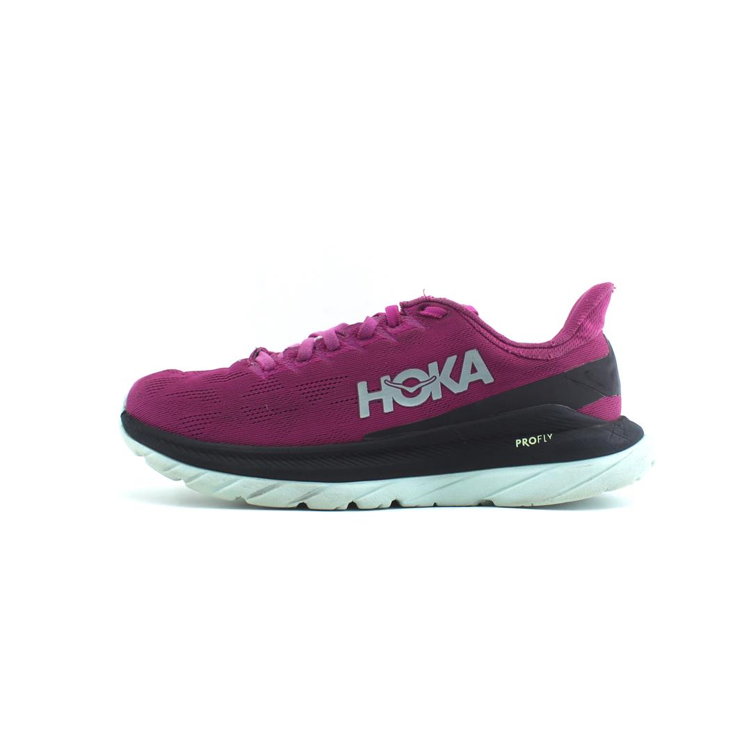 HOKA ONE ONE MACH 4