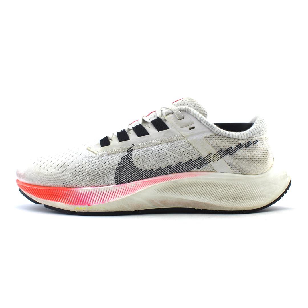 NIKE AIR ZOOM PEGASUS 38