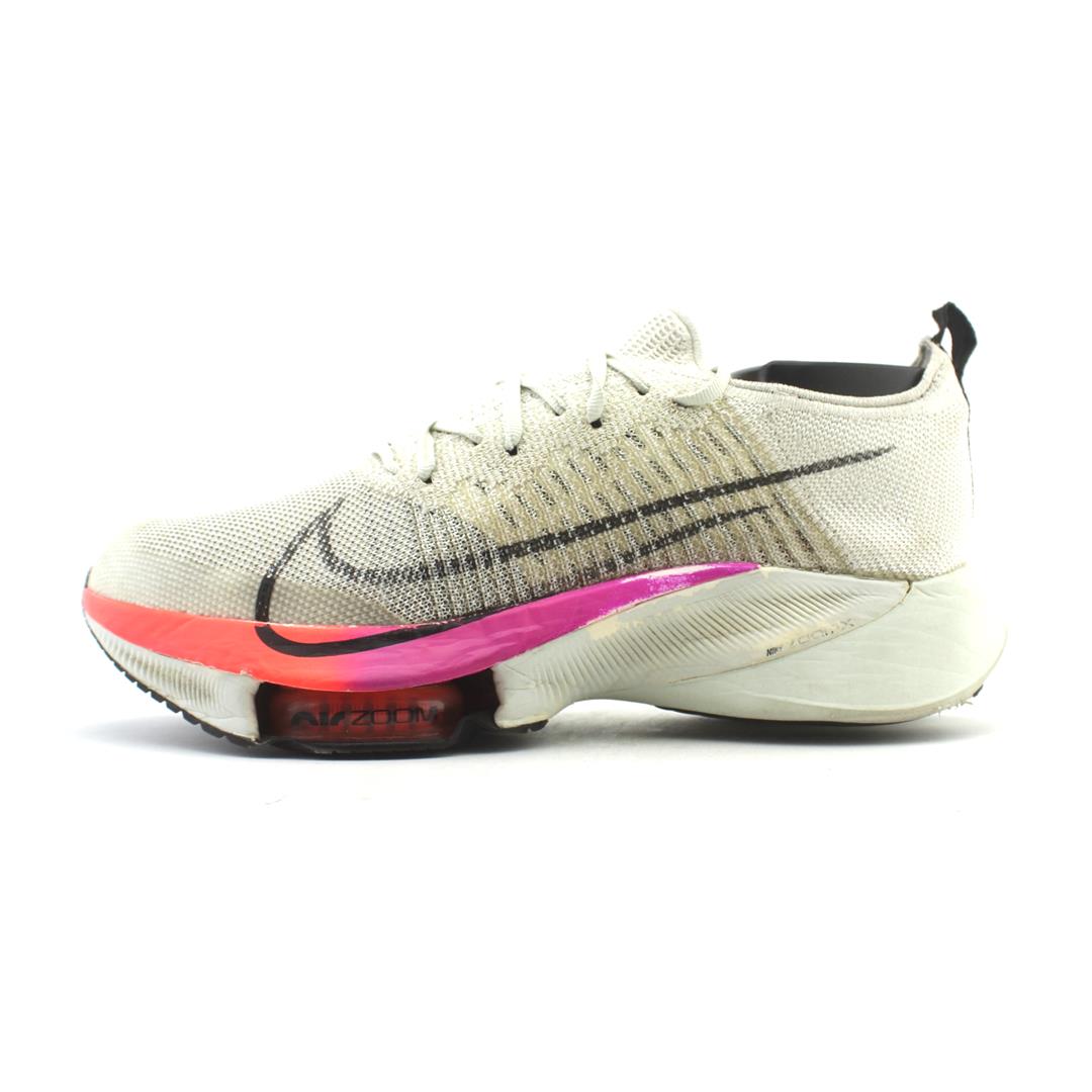 NIKE AIR ZOOM TEMPO NEXT%