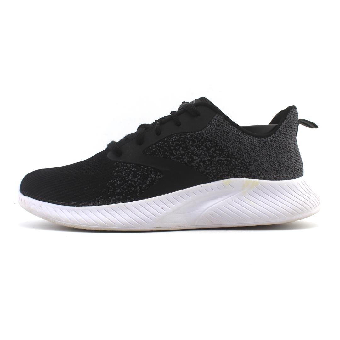 ATHLETIC WORKS COMFORT TRAINERS