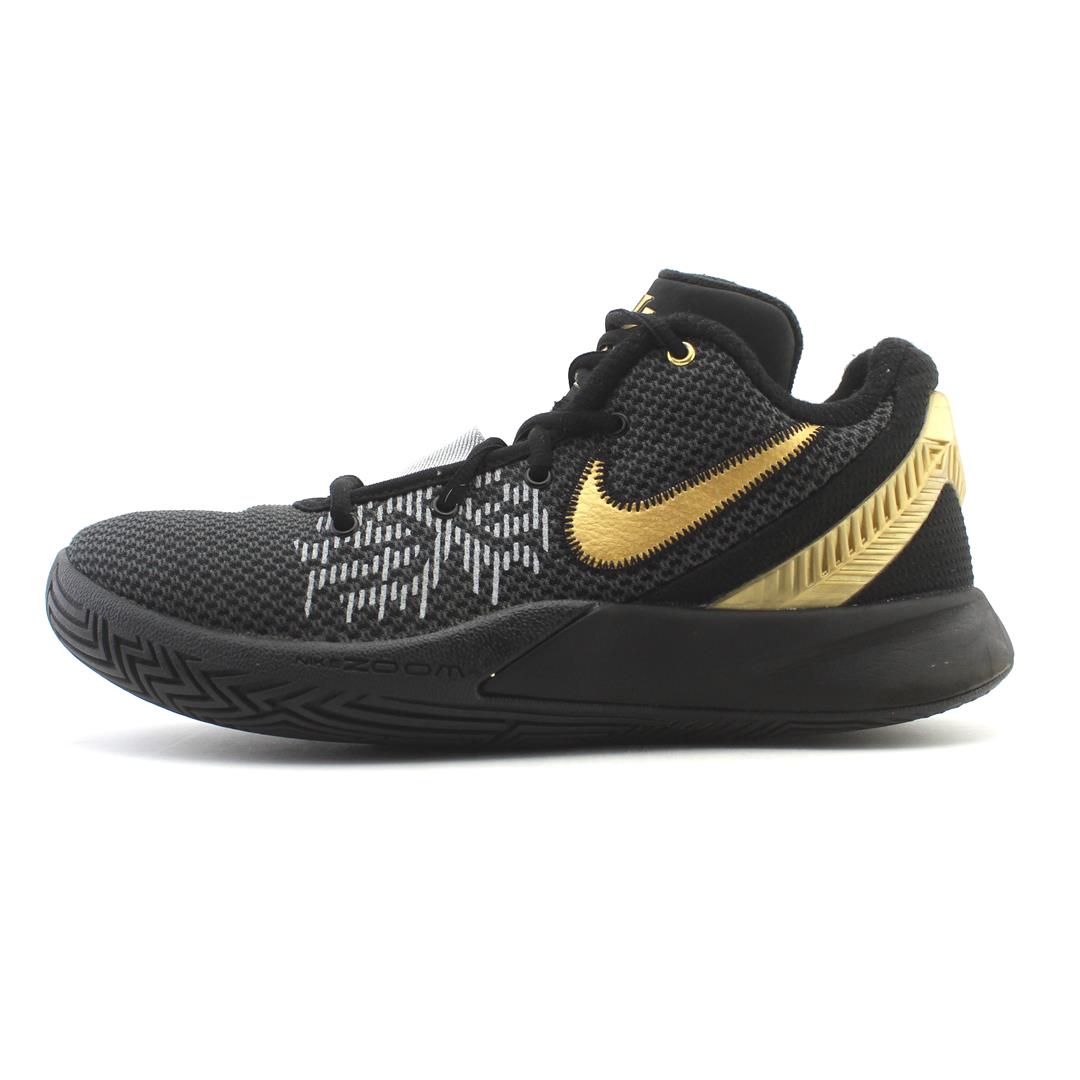 NIKE KYRIE FLYTRAP II