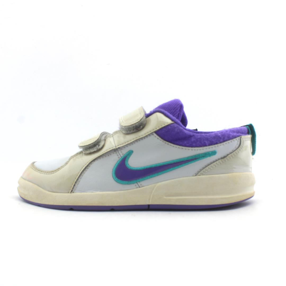 NIKE PICO 4