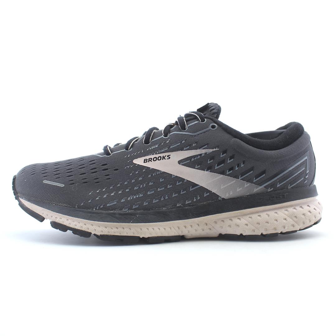 BROOKS GHOST 13