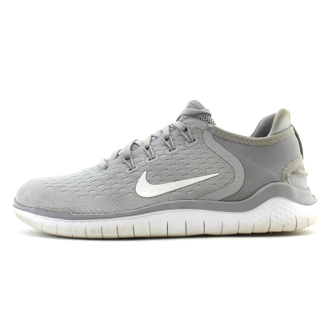 NIKE FREE RN