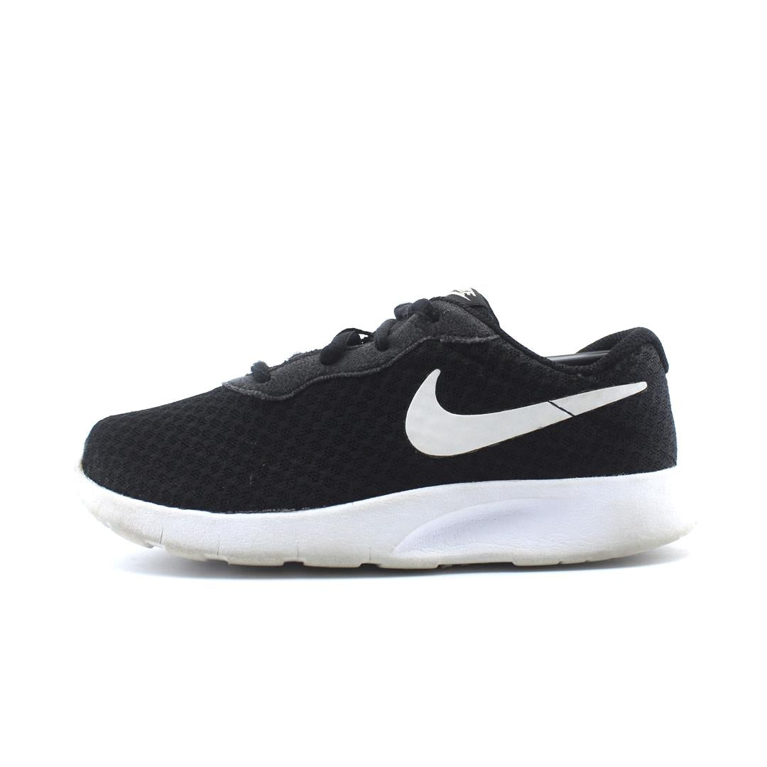 NIKE TANJUN