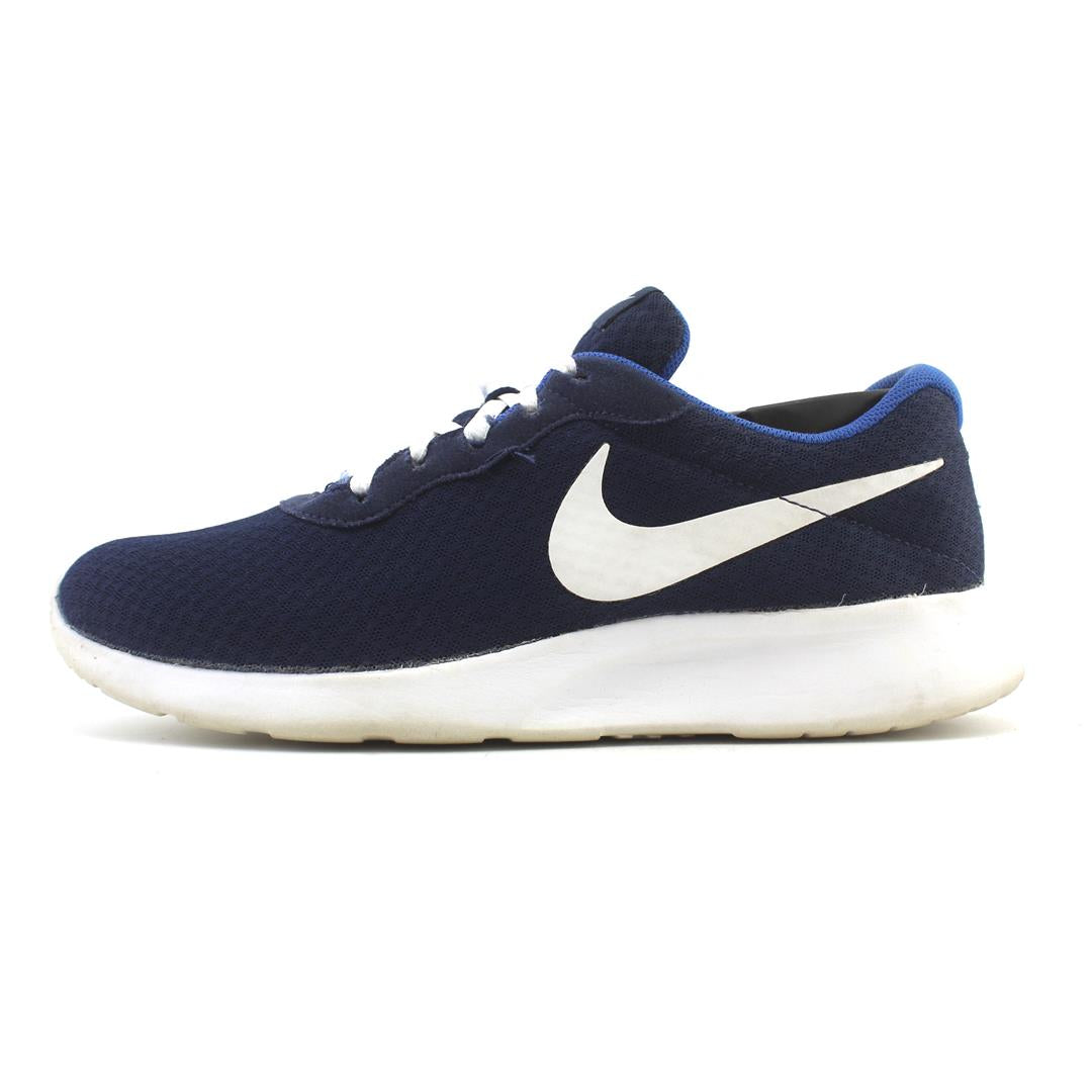 NIKE TANJUN