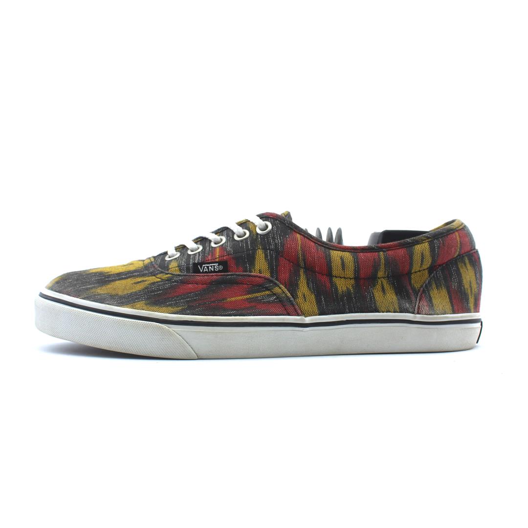 VANS AUTHENTIC