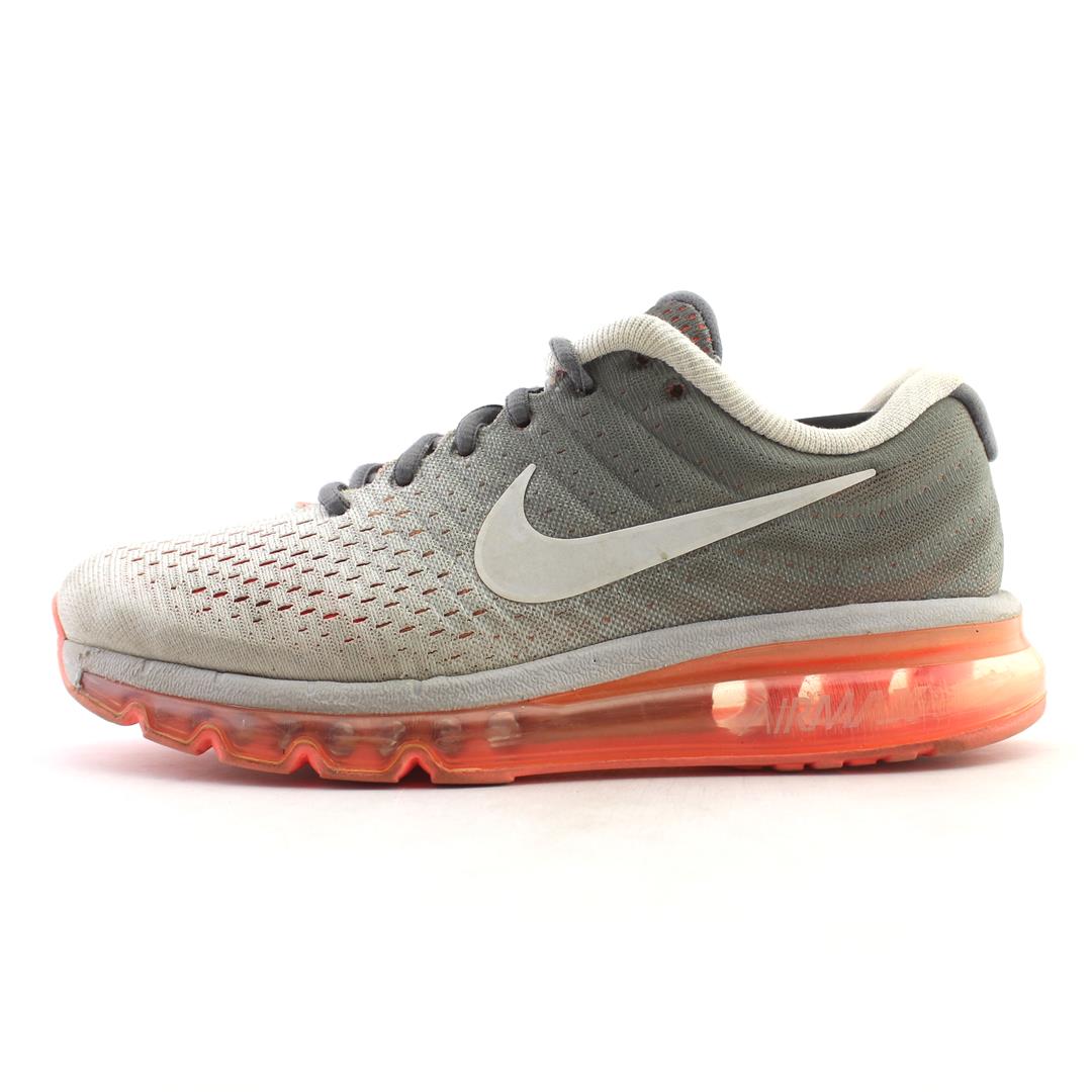 NIKE AIR MAX 2017