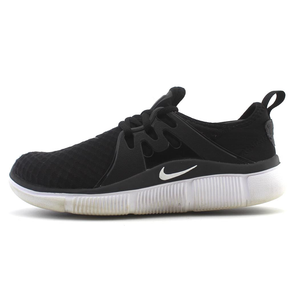 NIKE ACALME