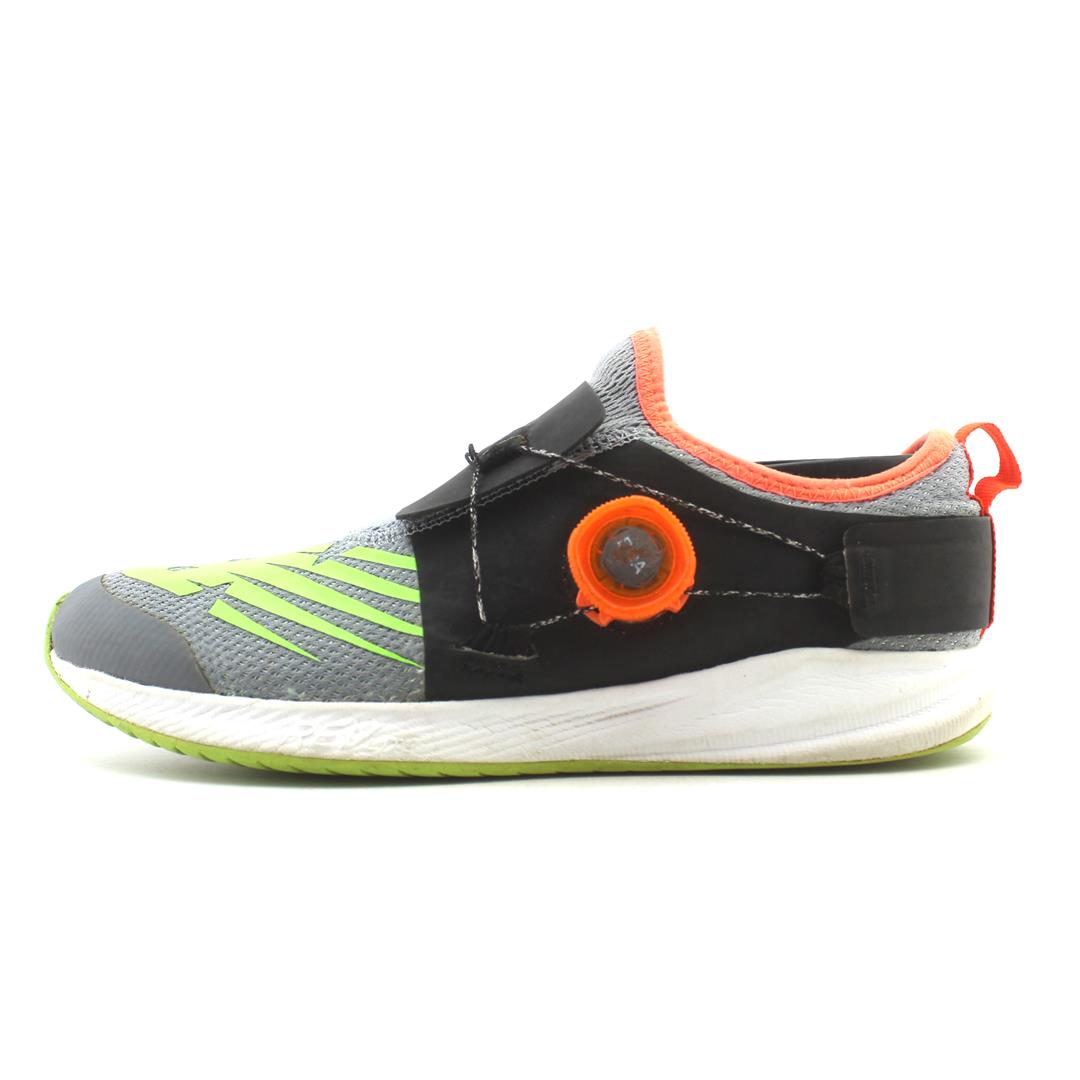 NIKE FUELCORE REVEAL V3