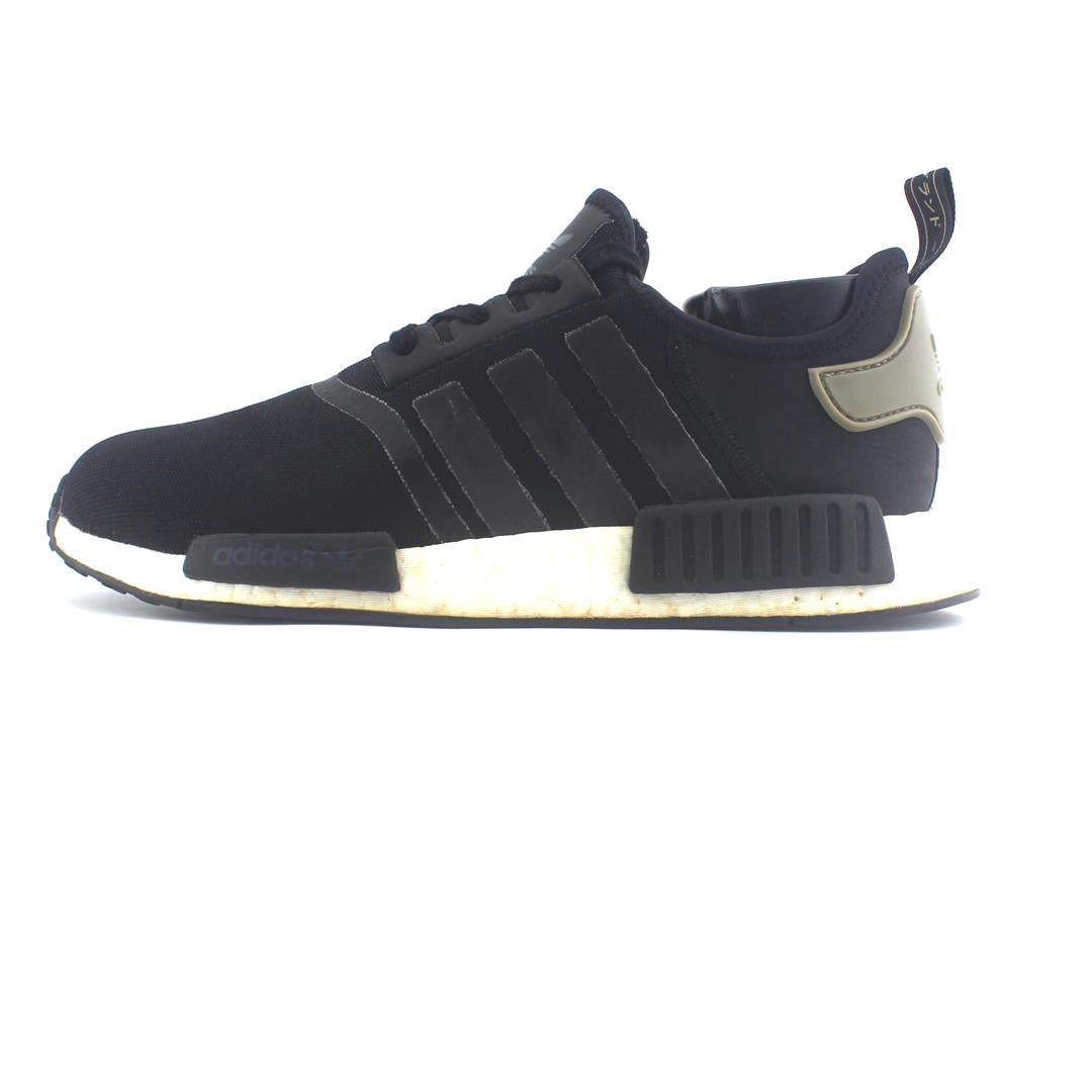 Buy Adidas Shoes Online In Pakistan