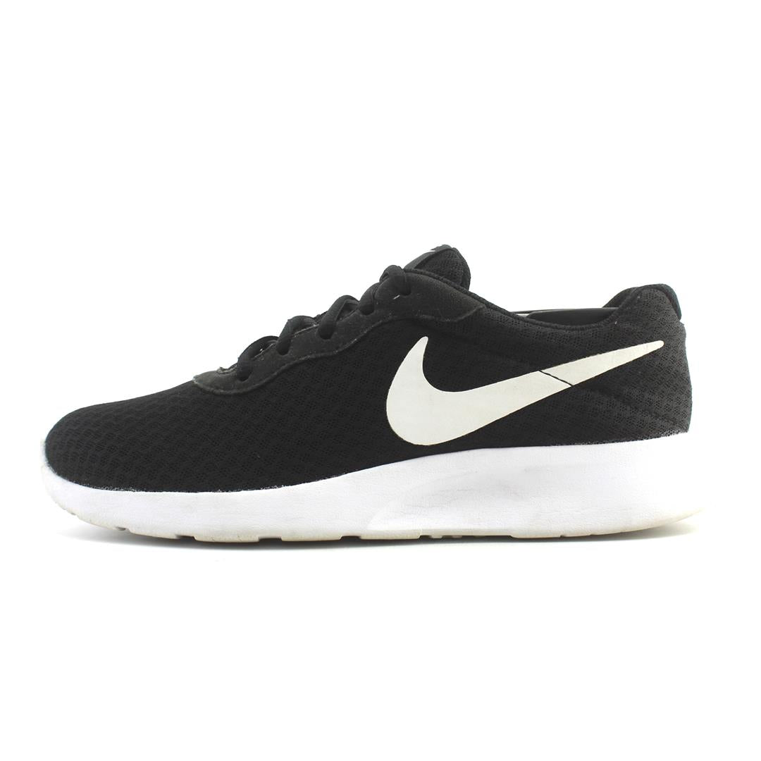 NIKE TANJUN