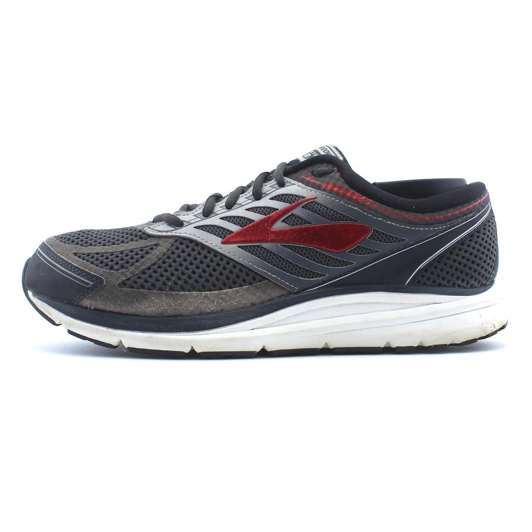 BROOKS ADDICTION 13