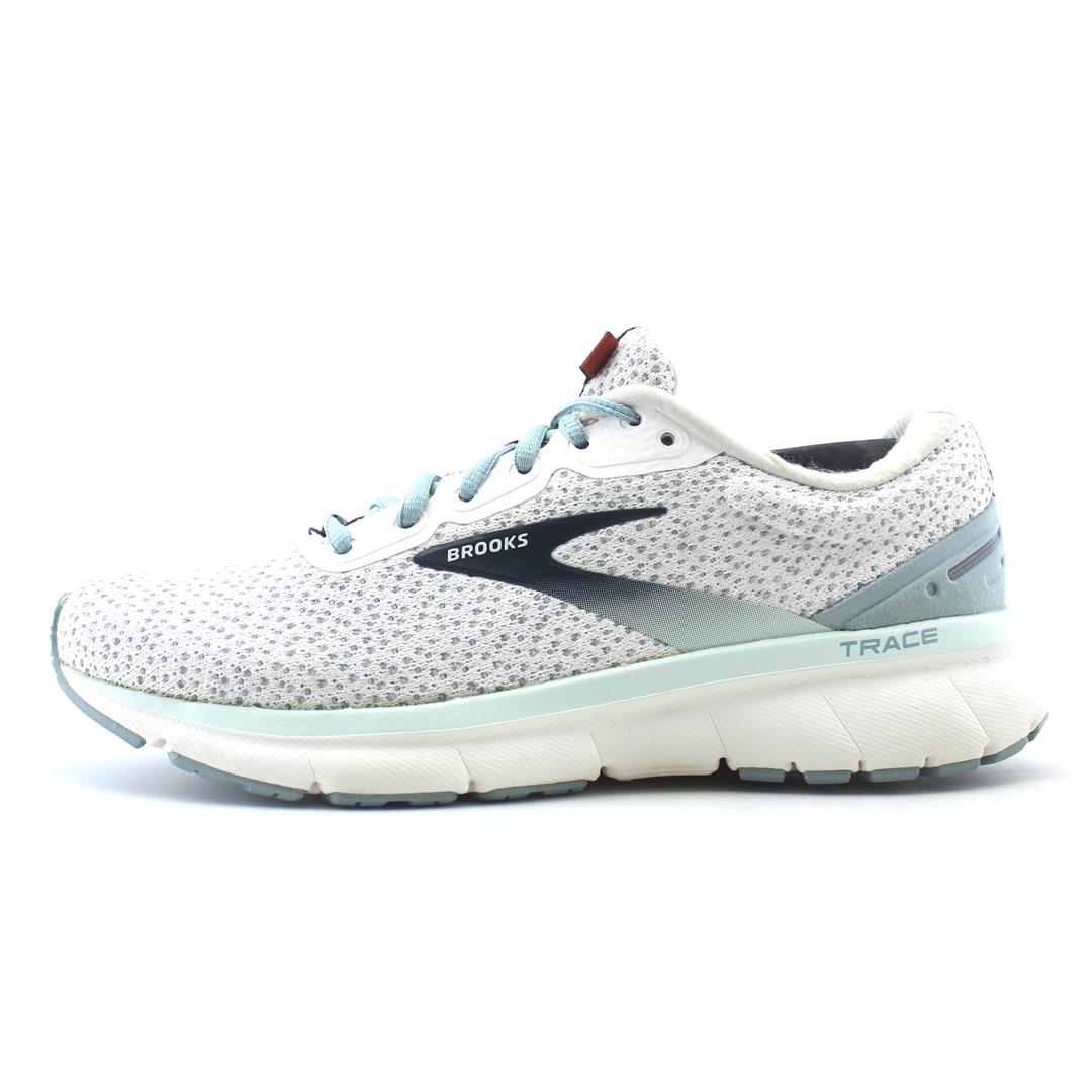 BROOKS TRACE 1