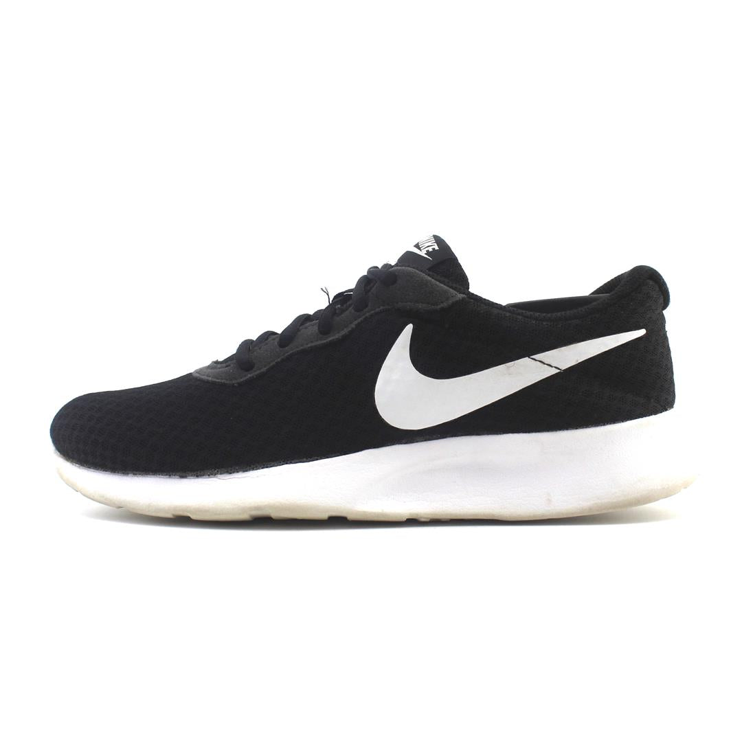 NIKE TANJUN