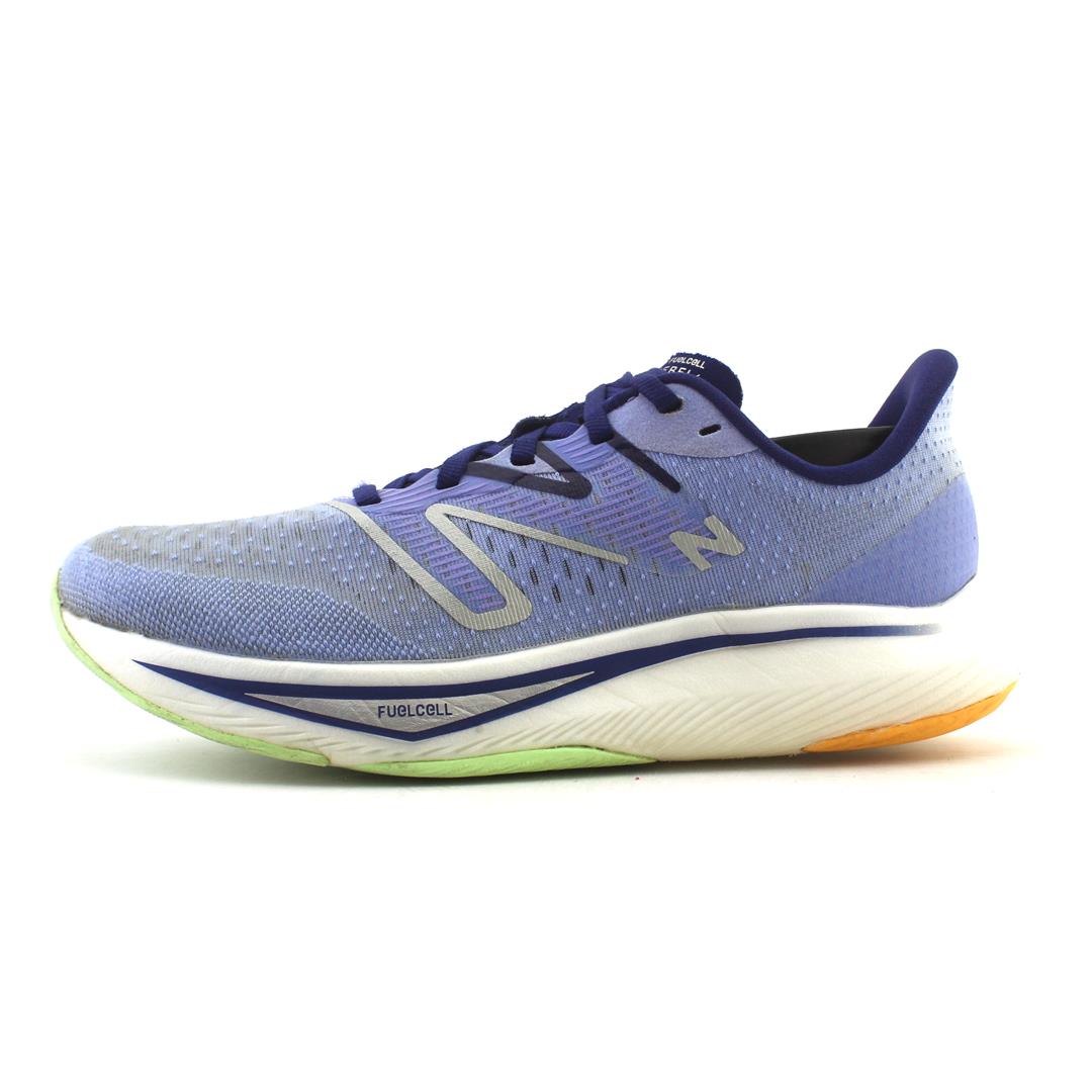 NEW BALANCE FUELCELL REBEL V3