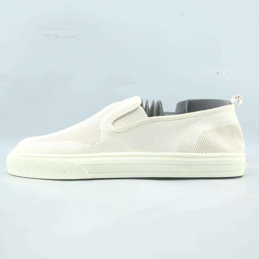 ZARA. .