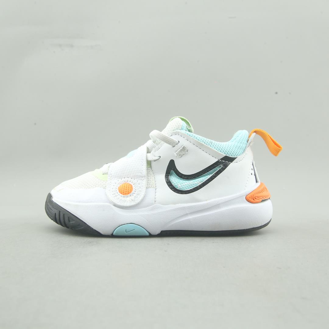 NIKE TEAM HUSTLE D 11