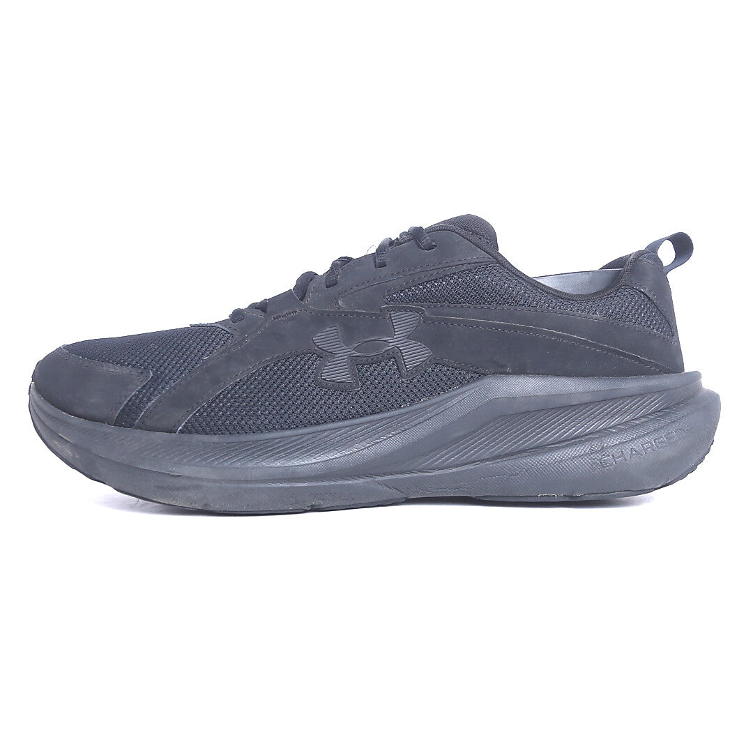 UNDER ARMOUR ASSERT 8