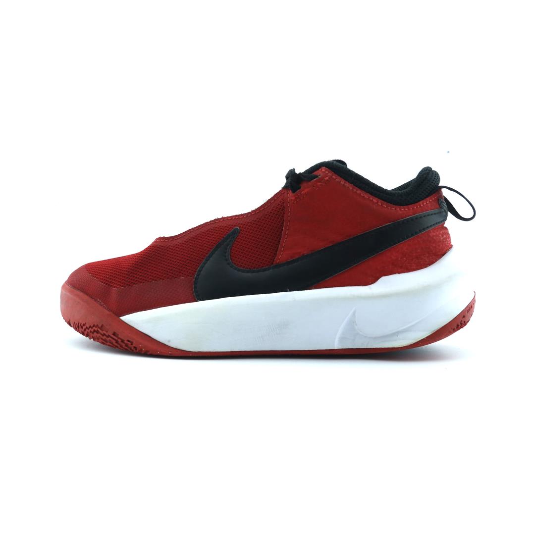 NIKE TEAM HUSTLE D 10