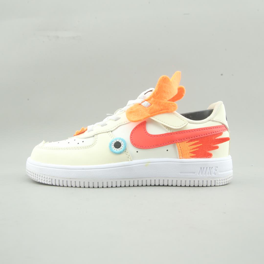 NIKE   FORCE 1 LOW LV8 EASYON