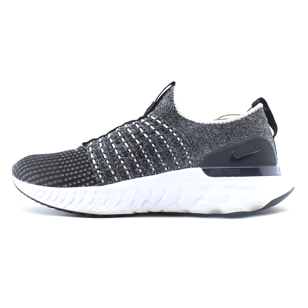 NIKE  REACT PHANTOM RUN FLYKNIT 2