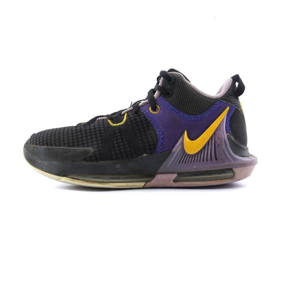 NIKE LEBRON WITNESS 7