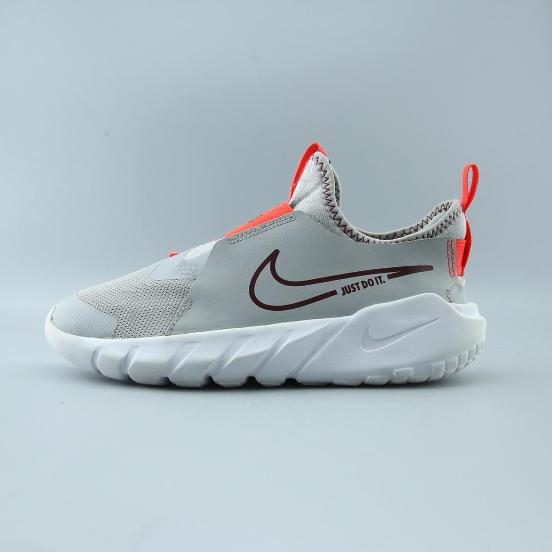 NIKE FLEX RUNNER 2