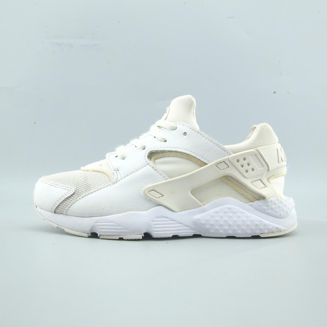 NIKE HUARACHE RUN