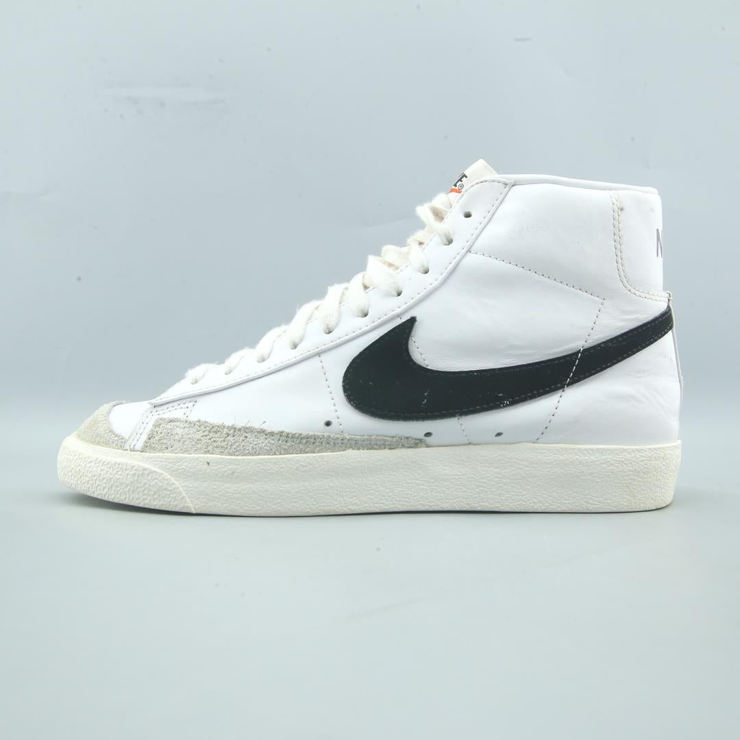 NIKE BLAZER-MID-77