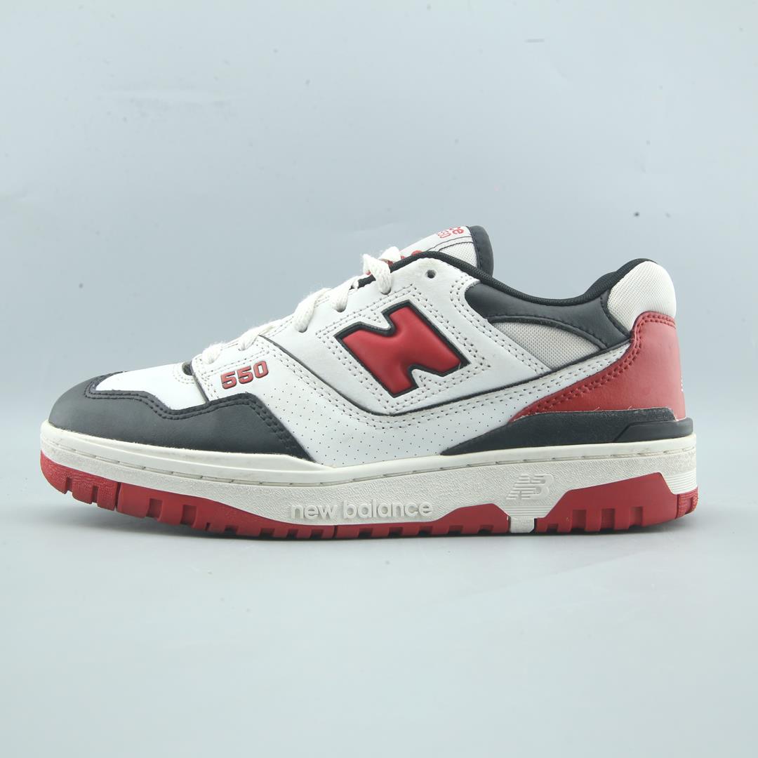 NEW BALANCE BB550