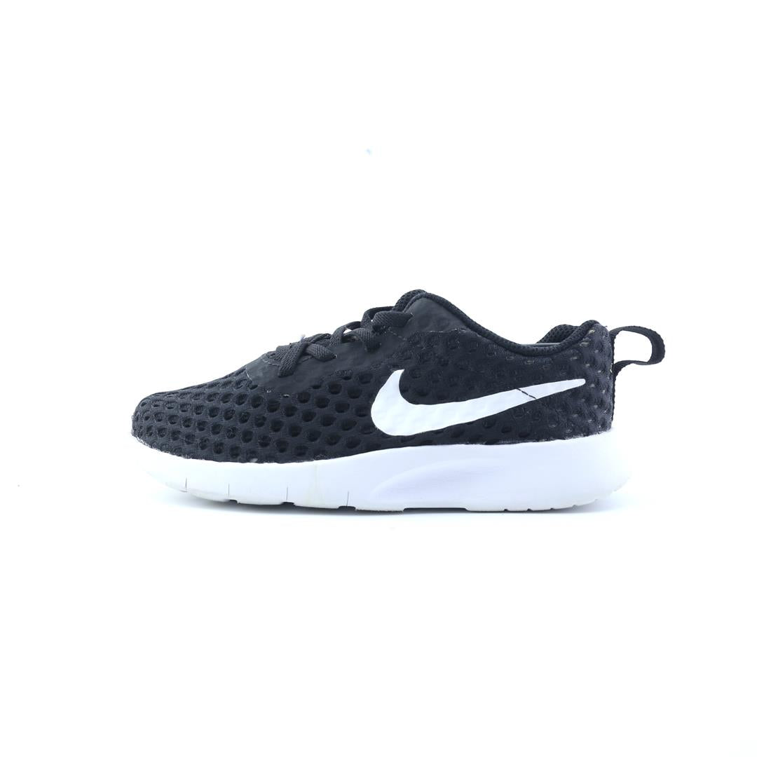 NIKE TANJUN