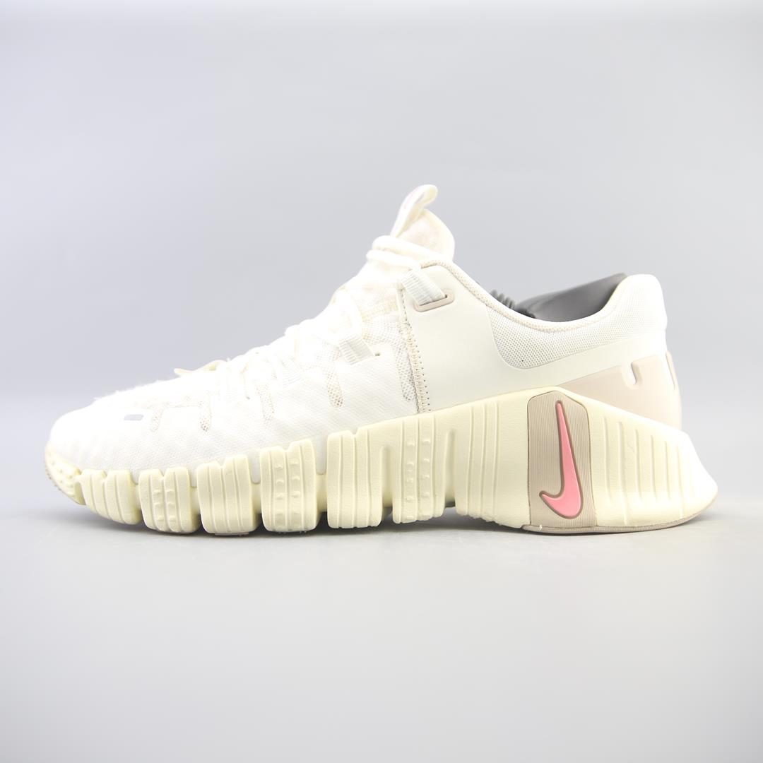 NIKE FREE METCON 5