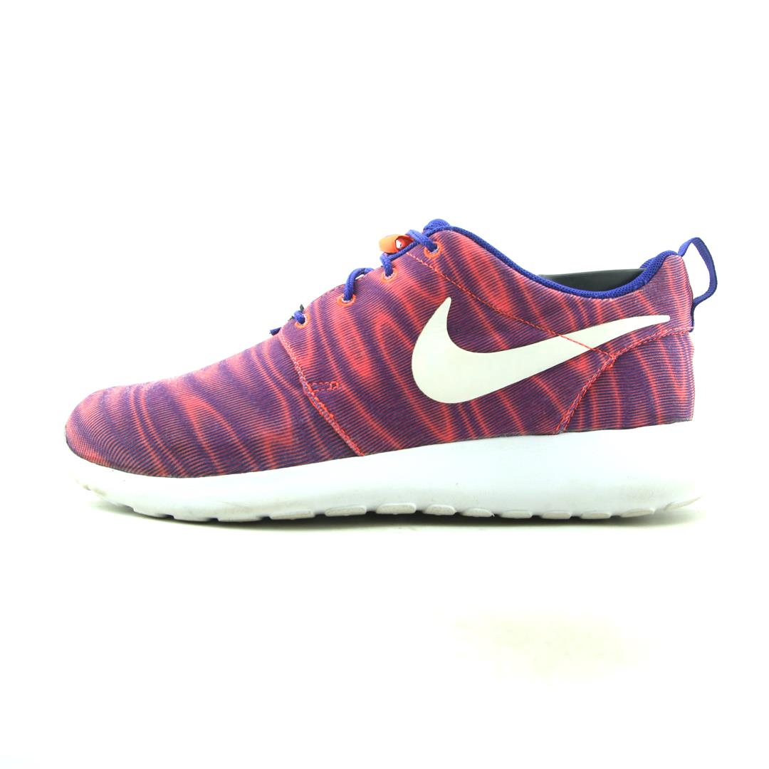 NIKE  ROSHE ONE