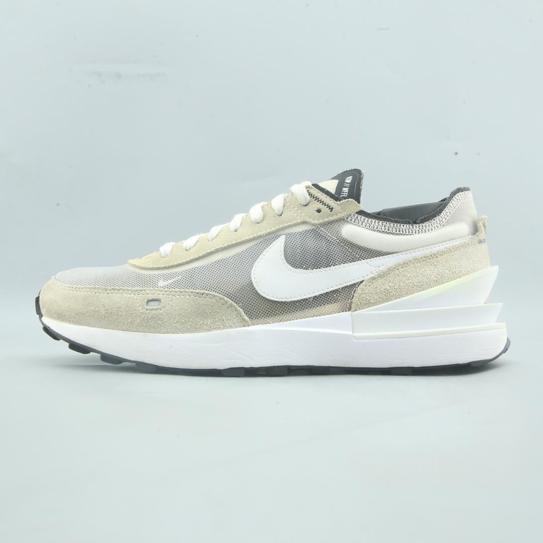 NIKE WAFFLE ONE