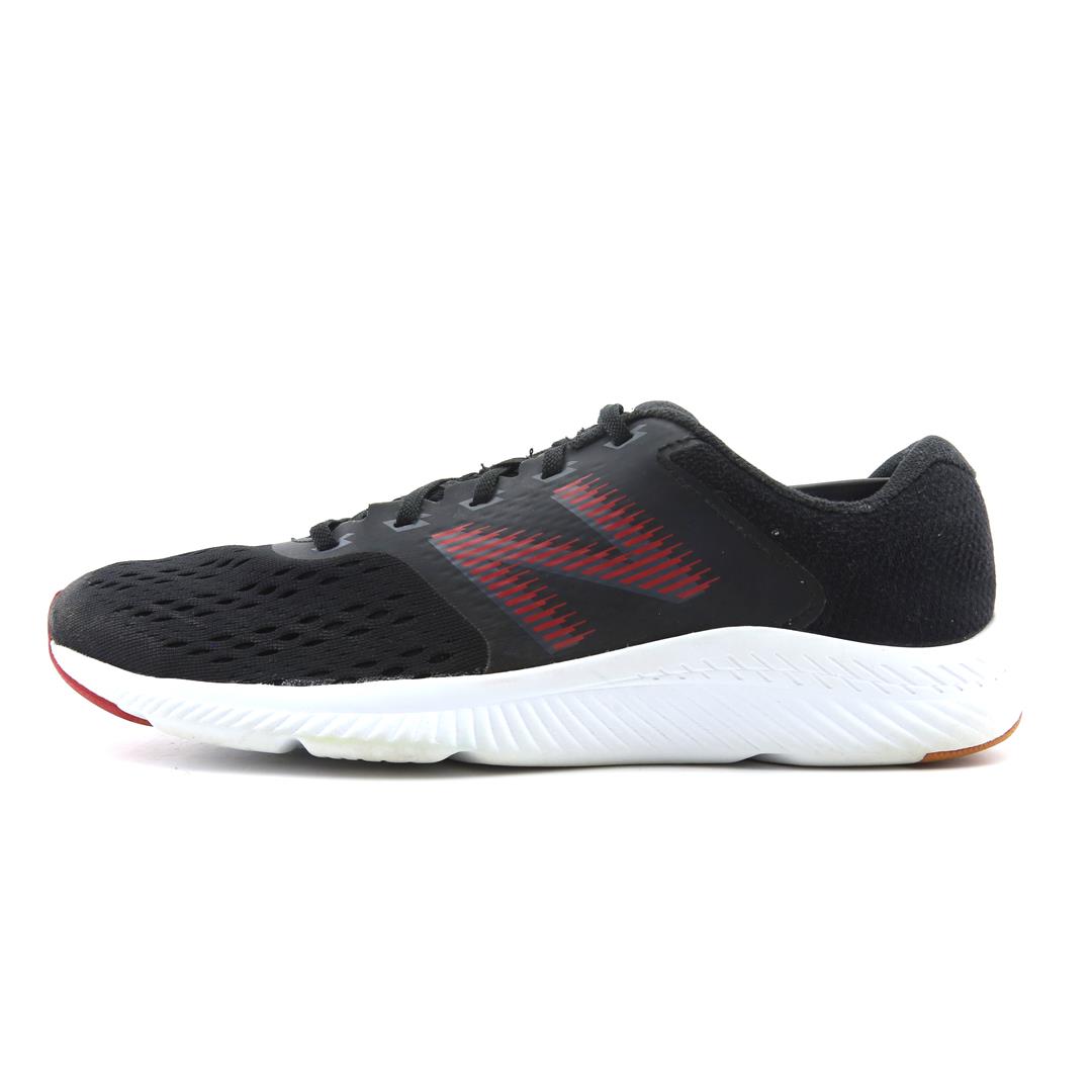 NEW BALANCE DRFT V1
