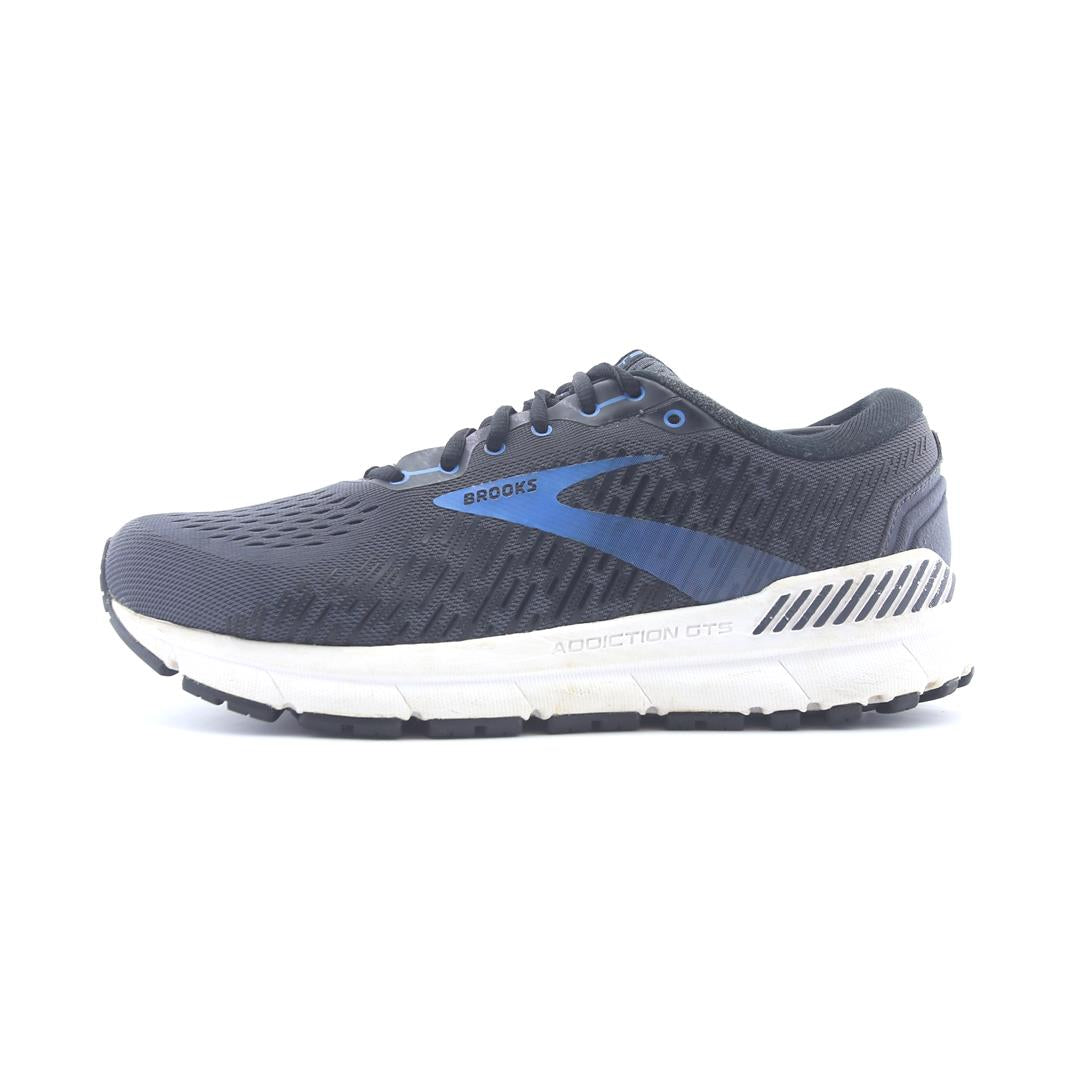 BROOKS ADDICTION 15