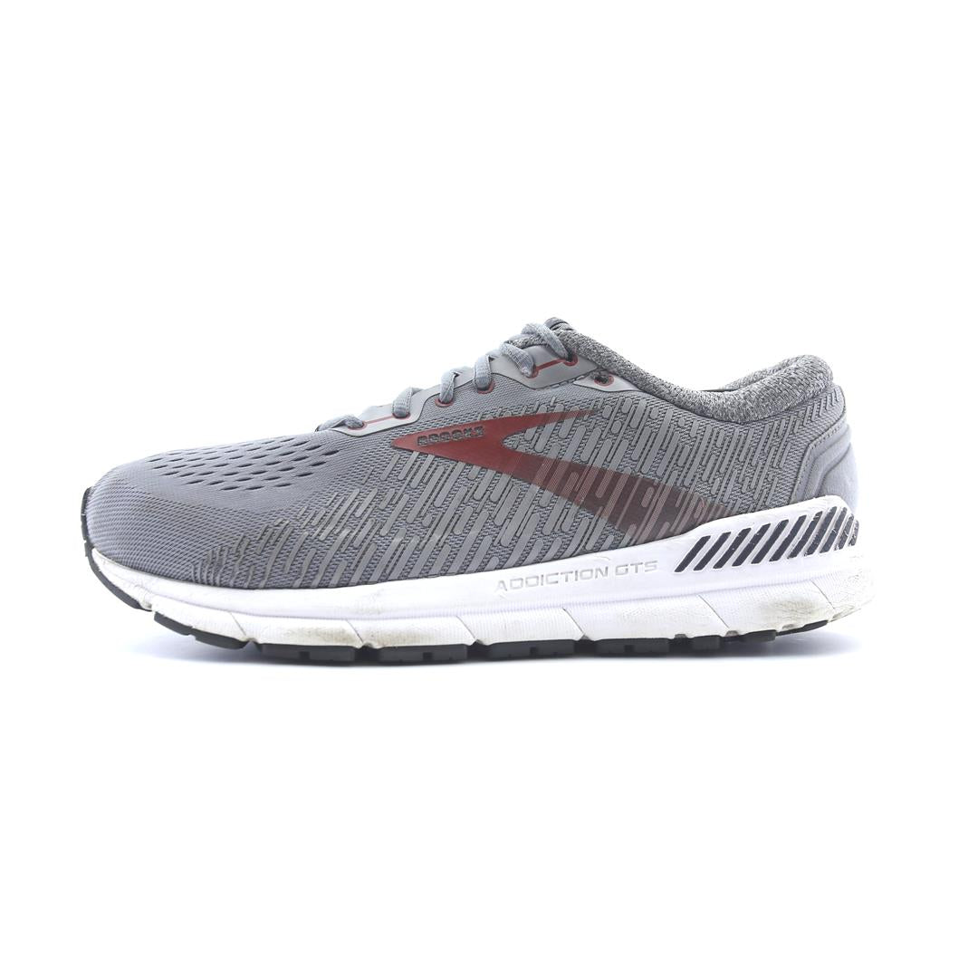 BROOKS ADDICTION GTS 15