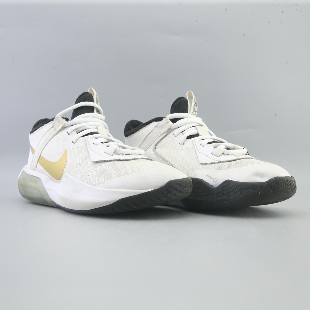 nike crossover shoes