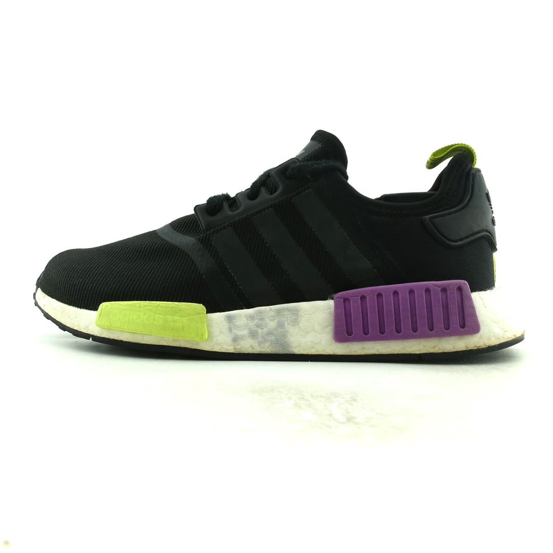 ADIDAS  NMD R1